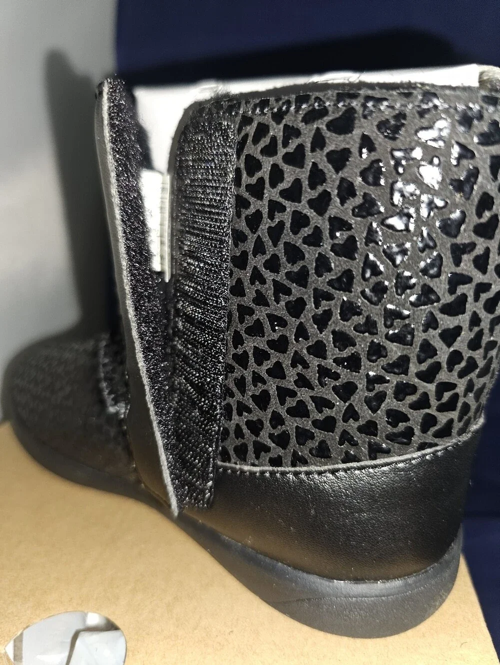 UGG keelan gel
